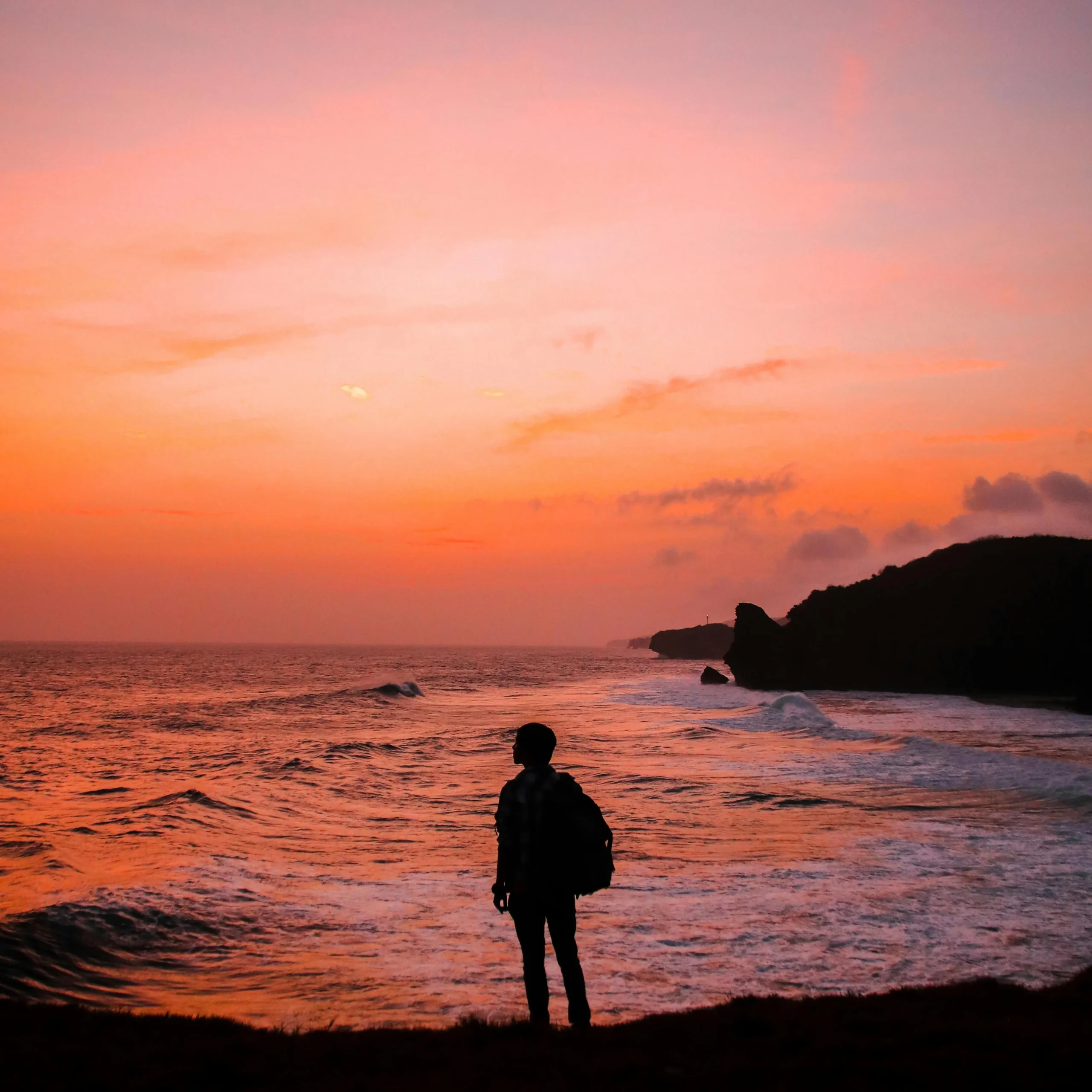 Read more about the article Bridging the Gap: Navigating Between Ideal & Actual Self