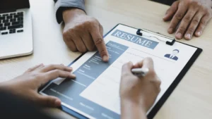 Read more about the article Creating a Lean Startup: How Consulting Firms Help Founders Optimize Resources